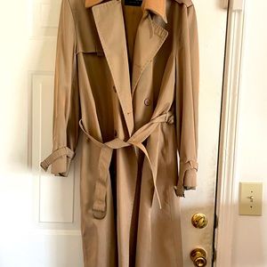 Pierrie Cardin trench coat